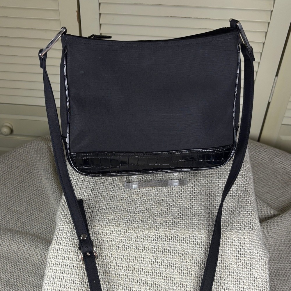 Classic Liz Claiborne Black Shoulder Bag Croc Trim Canvas Y2K Minimalist